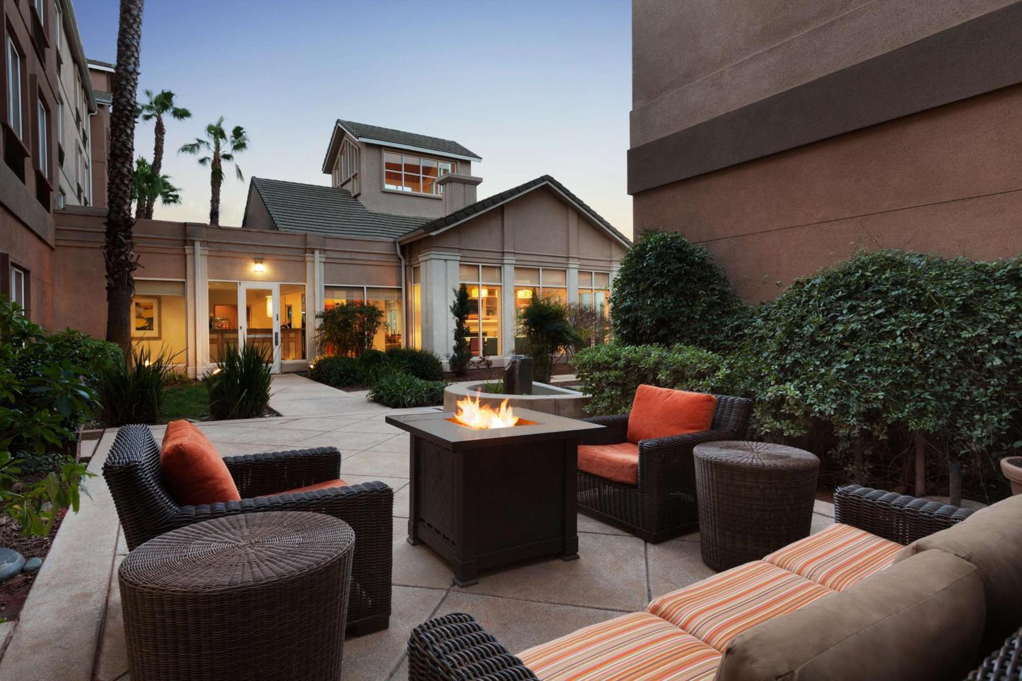 Hilton Garden Inn San Jose/Milpitas Eksteriør billede